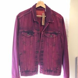 Levi’s women’s jacket